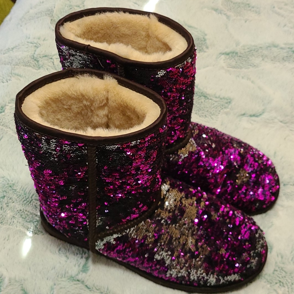 Woman's Sequin Ugg Boots